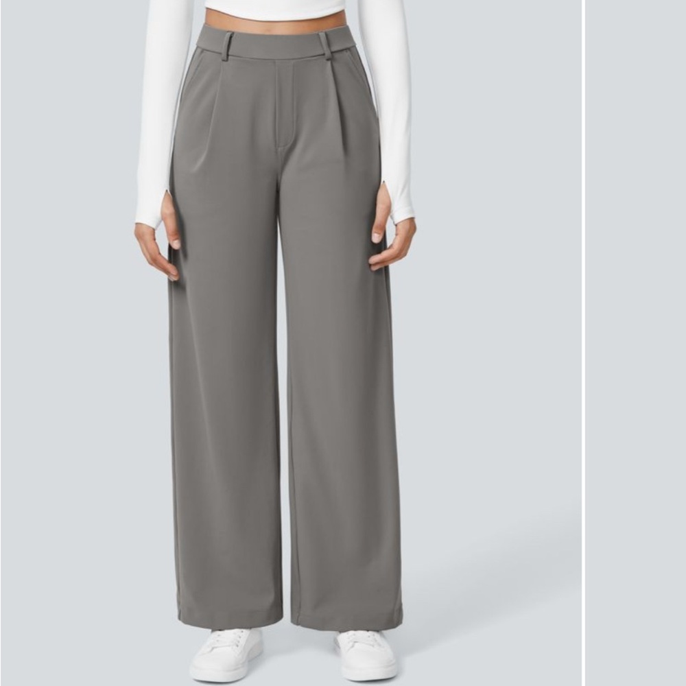 HALARA Wide Leg Pleated Front Pants in Gray